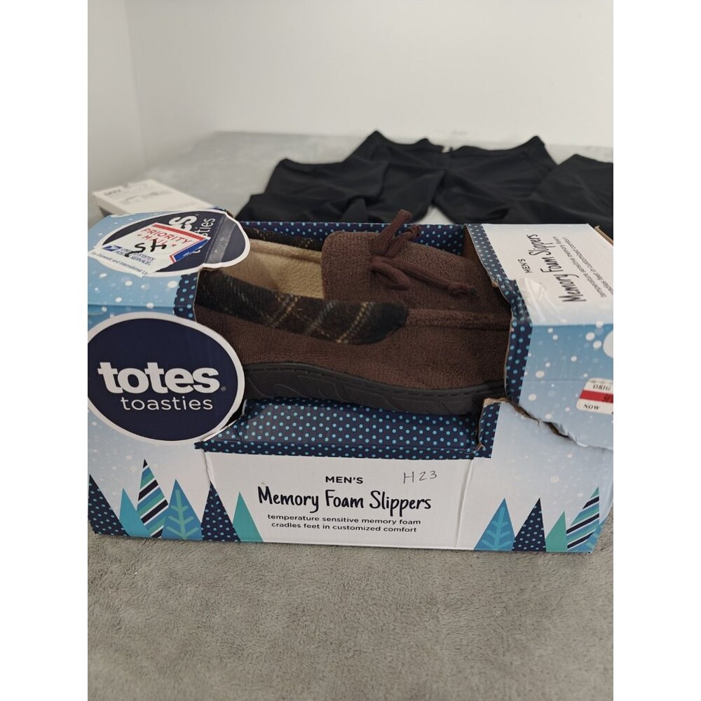 New Totes Men's Microterry Moccasin Memory Foam Slippers M (8-9 )Brown